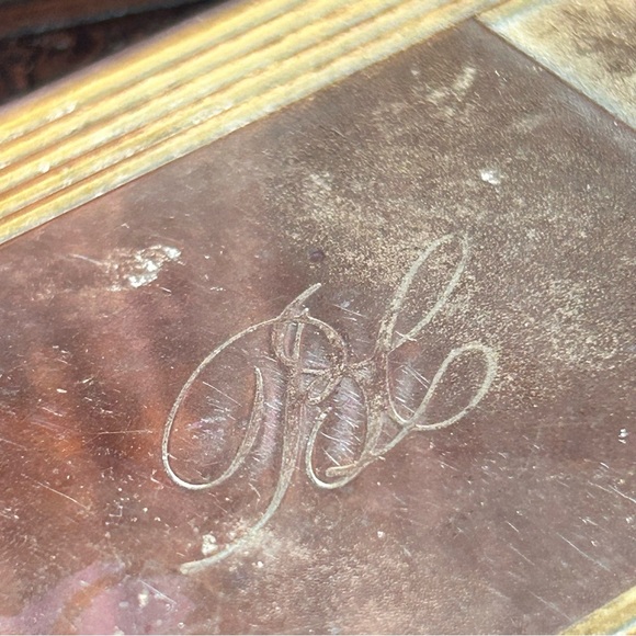 Antique Art Deco Gold Metal Makeup Compact Powder Box with Initials BC - Picture 7 of 7